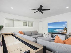 215 32nd Street, Newport Beach CA 92663