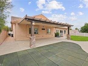 1018 W 15th Street, Upland CA 91786