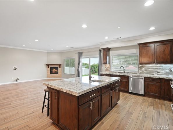 1018 W 15th Street, Upland CA 91786