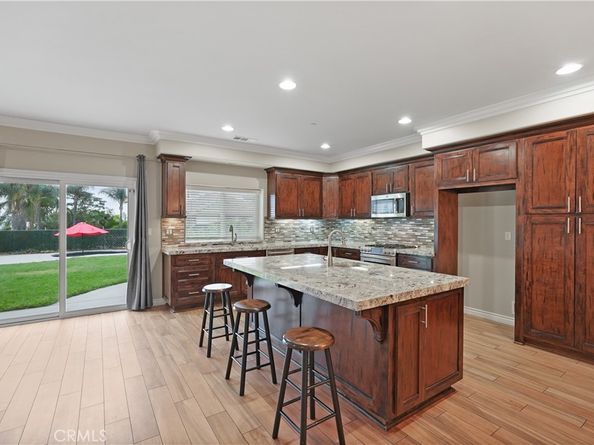 1018 W 15th Street, Upland CA 91786