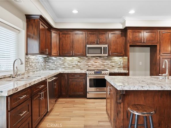 1018 W 15th Street, Upland CA 91786