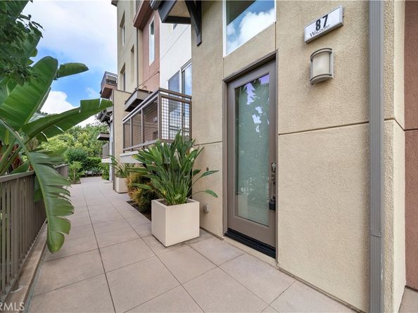 87 Waldorf, Irvine CA 92612