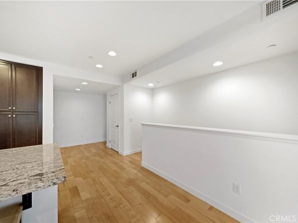 87 Waldorf, Irvine CA 92612