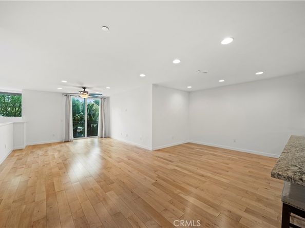 87 Waldorf, Irvine CA 92612