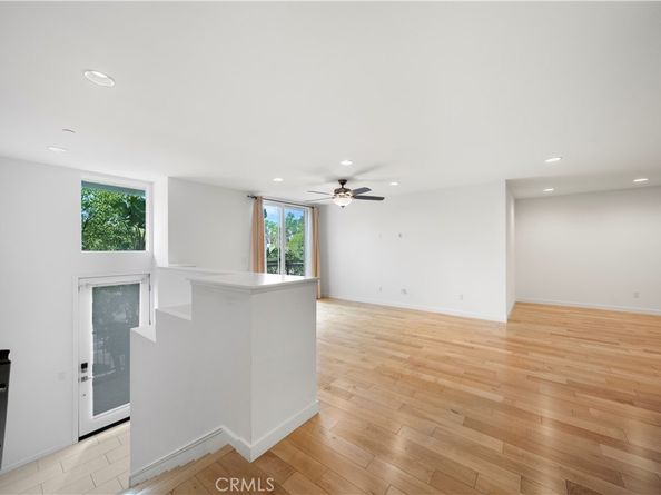 87 Waldorf, Irvine CA 92612