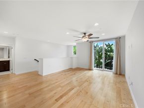 87 Waldorf, Irvine CA 92612