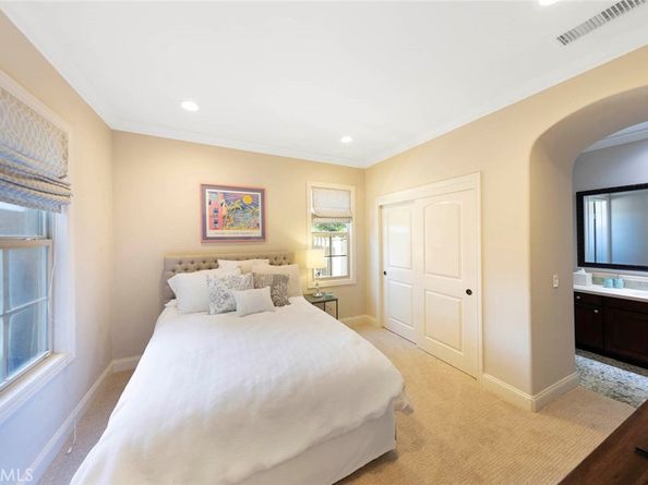 20 Ridge Valley, Irvine CA 92618