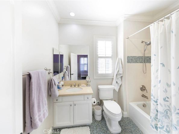 20 Ridge Valley, Irvine CA 92618