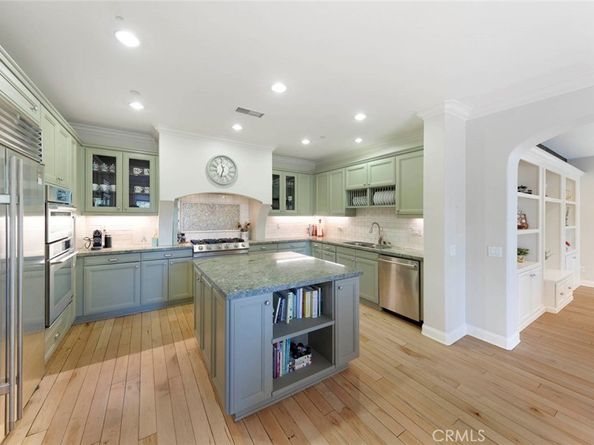 20 Ridge Valley, Irvine CA 92618