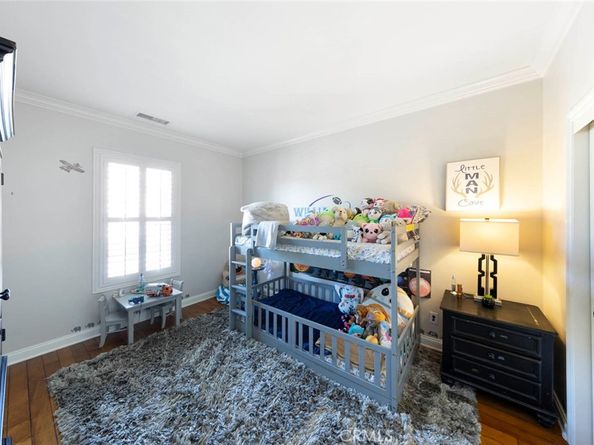 20 Ridge Valley, Irvine CA 92618