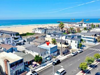 1825 W Balboa Boulevard