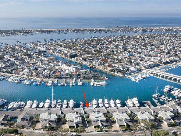 1241 Bayside Drive 209, Corona Del Mar CA 92625