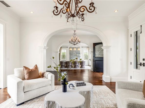 321 Fullerton Avenue, Newport Beach CA 92663