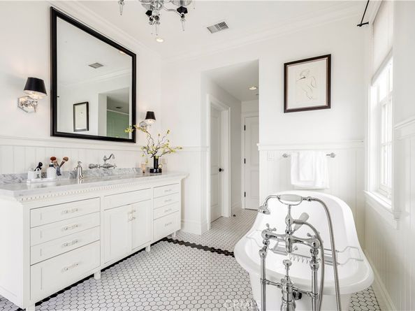 321 Fullerton Avenue, Newport Beach CA 92663