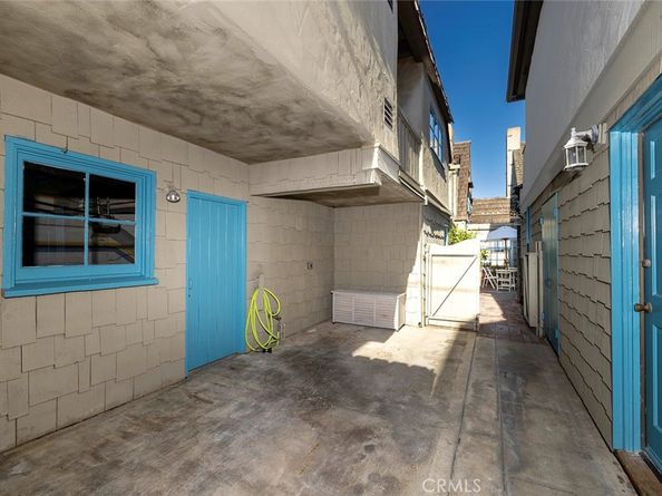 115 Apolena Avenue, Newport Beach CA 92662
