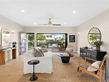 354 La Perle Lane