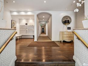 725 Pine Street 101, San Francisco CA 94108