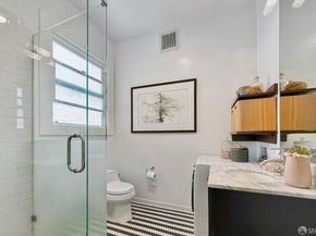 725 Pine Street 101, San Francisco CA 94108