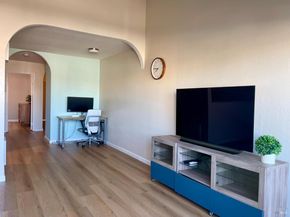 1 Embarcadero West 355, Oakland CA 94607