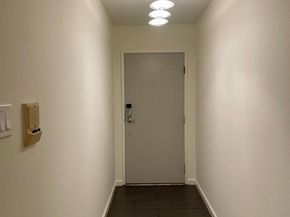 1 Embarcadero West 355, Oakland CA 94607