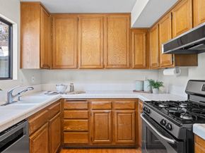 215 Apollo 1, Hercules CA 94547