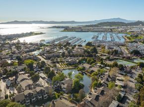 218 Marina Lakes Drive, Richmond CA 94804