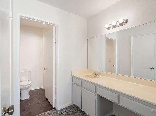 705 Hermes 5, Hercules CA 94547