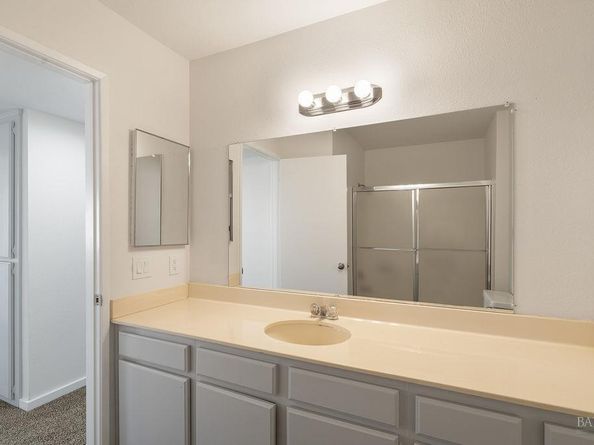 705 Hermes 5, Hercules CA 94547