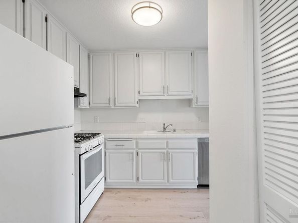 705 Hermes 5, Hercules CA 94547