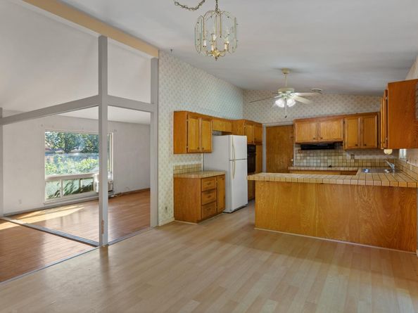 1121 N P Street, Livermore CA 94551