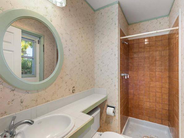 1121 N P Street, Livermore CA 94551