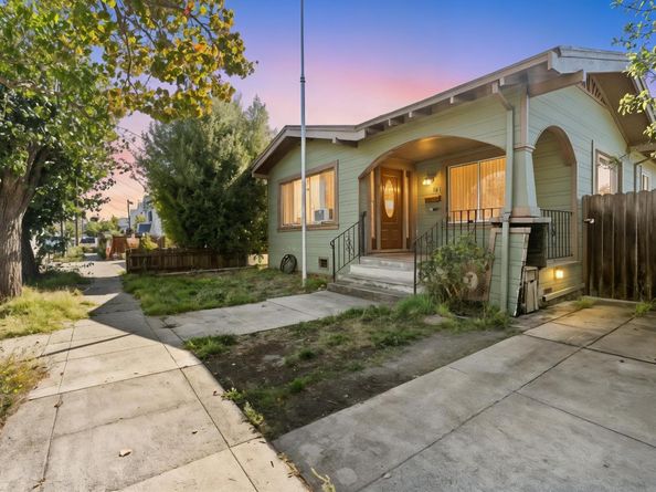 715 Mariposa Avenue, Rodeo CA 94572
