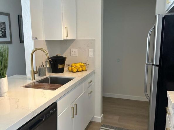 85 Vernon Street 315, Oakland CA 94610