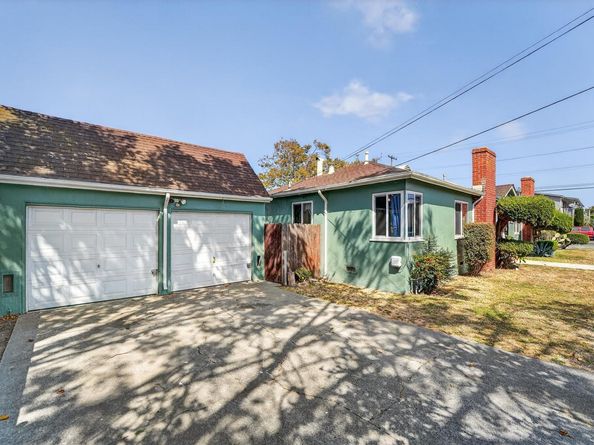 569 18th Street, Richmond CA 94801