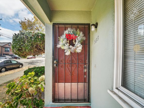 569 18th Street, Richmond CA 94801