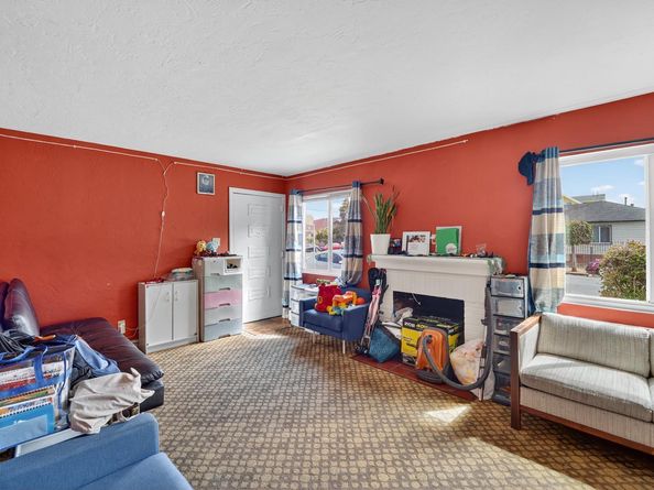 569 18th Street, Richmond CA 94801