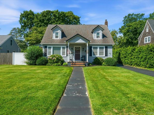 277 Howell Avenue, Riverhead NY 11901