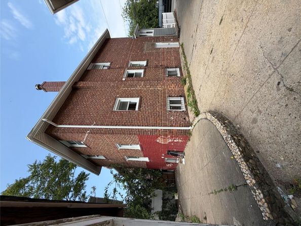 2431 Deerfield Road, Far Rockaway NY 11691