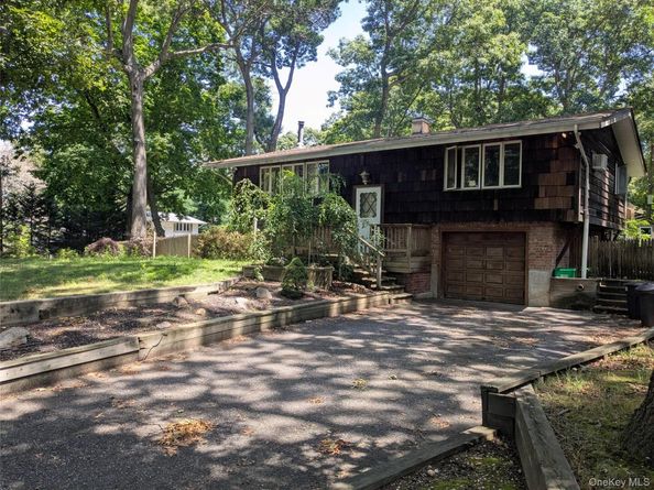 45 Deepdale Drive, Commack NY 11725
