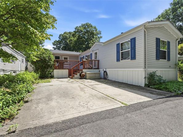 658-A11 Sound Avenue, Calverton NY 11933