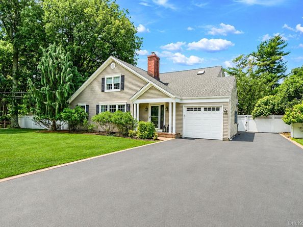 4 Davidia Lane, Stony Brook NY 11790
