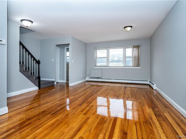 2545 Hollers Avenue, Bronx NY 10475
