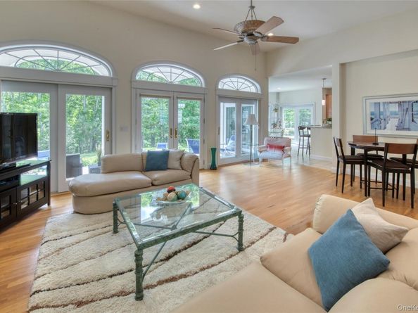 78 Channing Cross, Hampton Bays NY 11946