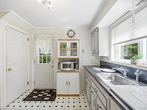 30 Greenvale Circle, White Plains NY 10607