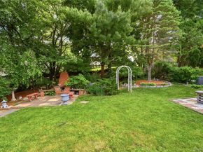 30 Greenvale Circle, White Plains NY 10607