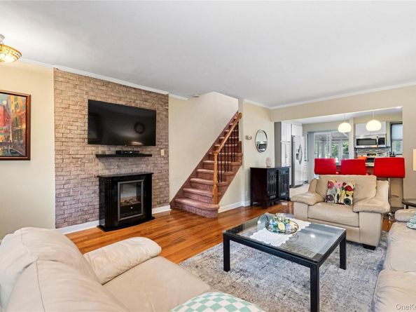 7-14 160th Street, Whitestone NY 11357
