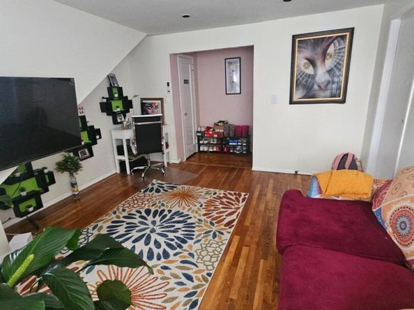 114-52 205th Street, Saint Albans NY 11412