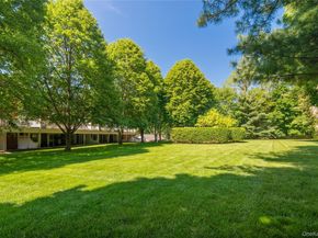 20 Whippoorwill Road E 2J, Armonk NY 10504