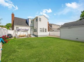 81 Todd Road, Valley Stream NY 11580