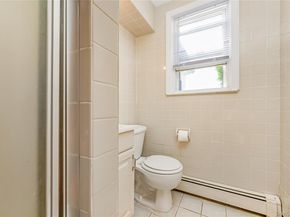 81 Todd Road, Valley Stream NY 11580